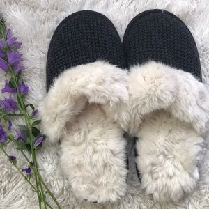 🍁Victoria’s secret Slippers